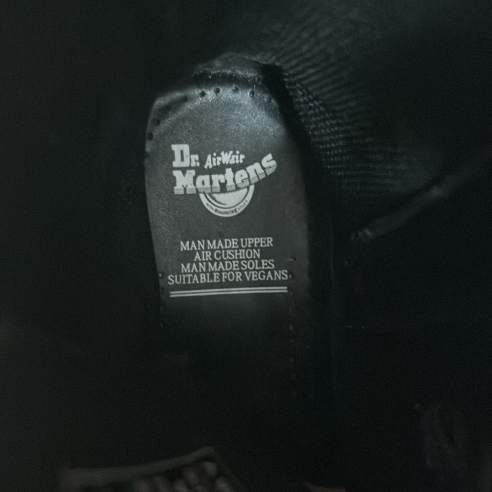 Doc Martin black platform boots - Picture 6 of 8